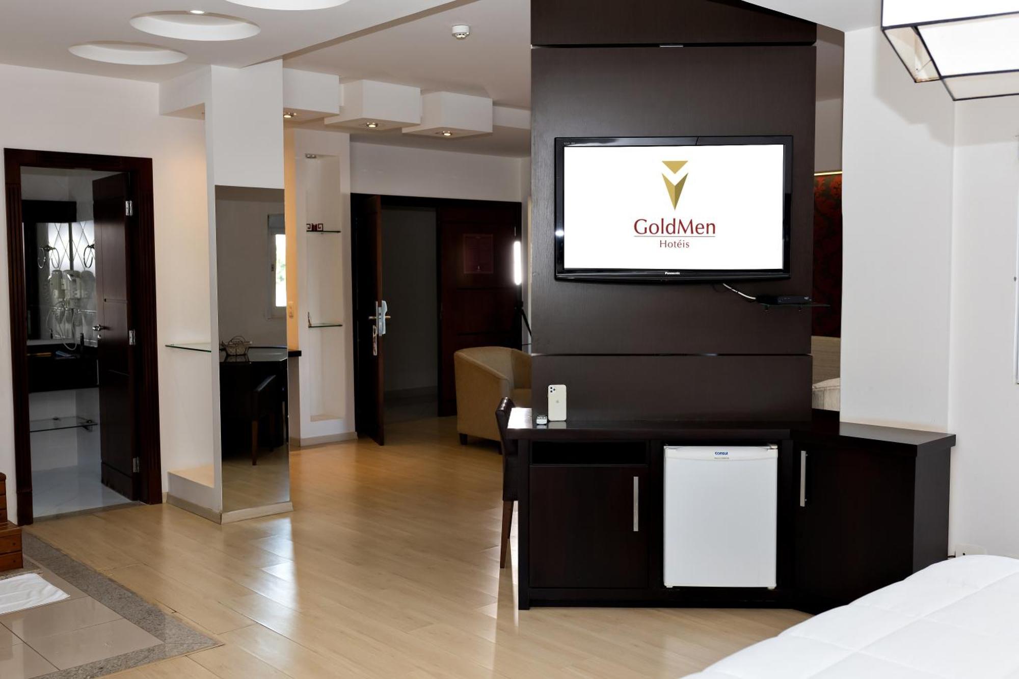 Goldmen Select Cianorte Exteriör bild